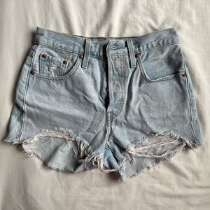 LEVIS SHORTS